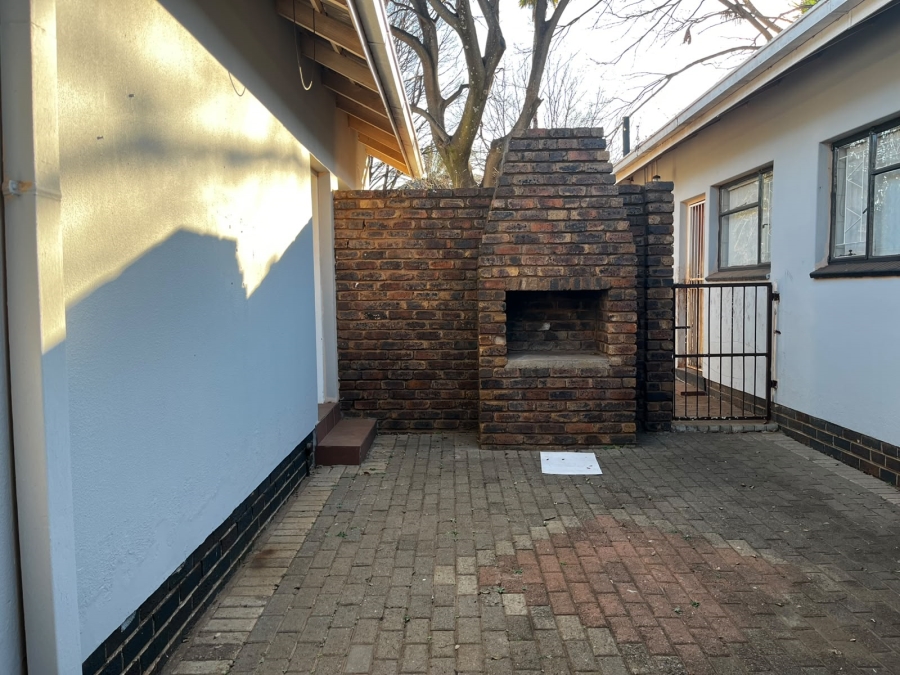 4 Bedroom Property for Sale in Flamwood North West